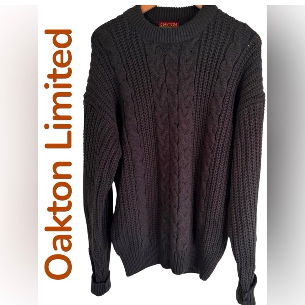 Oakton Limited-men’s large gray cable knit sweater. Excellent preowned condition